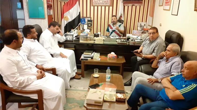 اندية الصعيد ومطروح تناقش مع عبدالغنى التعاون مع جمعية المحترفين