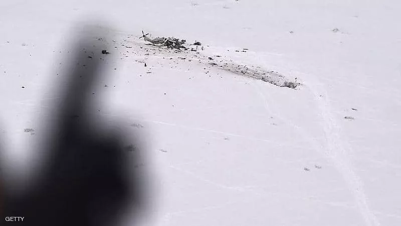 مصرع 7 اشخاص اثر حادث اصطدام طائرة بمروحية فى الجو