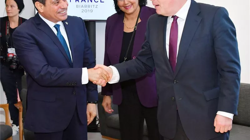 السيسي يلتقي رئيس وزراء بريطانيا