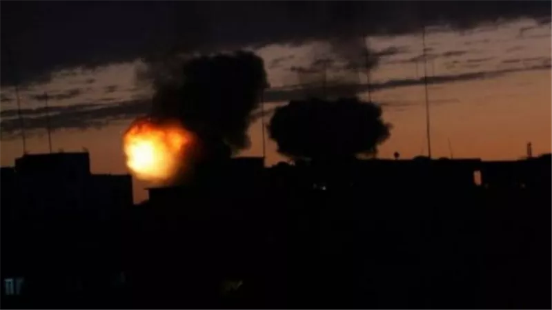 شاهد لحظة وقوع 