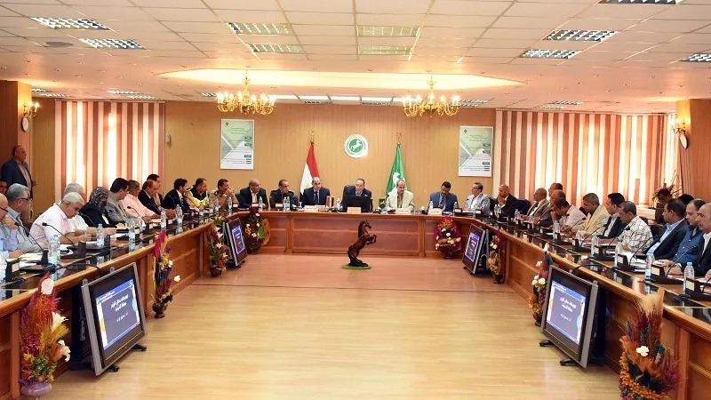 لقاءات جماهيرية لتوعية المواطنين بإجراءات قانون التصالح في مخالفات البناء