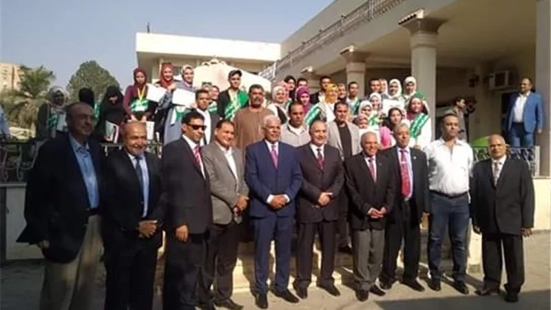 نقابة الزراعيين تكرم أوائل زراعة جنوب الوادى