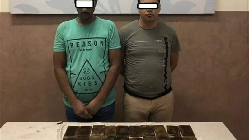 مكافحة المخدرات تضبط عاطلين وبحوزتهما 3 كيلو حشيش بالمطرية