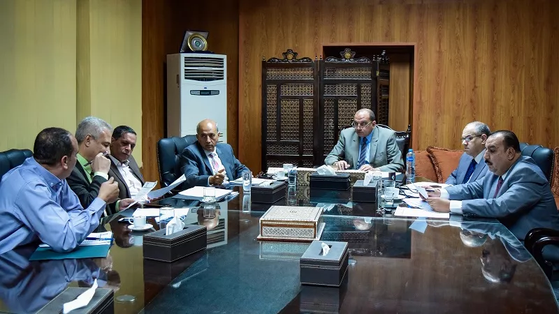 افتتاح منفذ بيع منتجات علوم بنى سويف