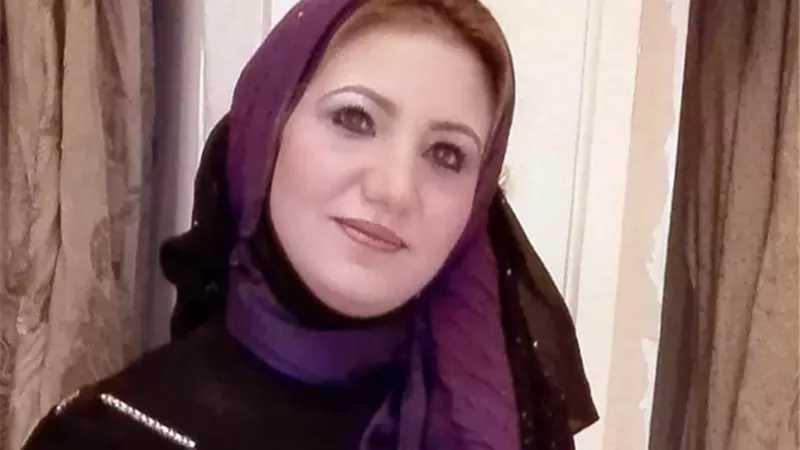 خلف الأبواب المغلقة