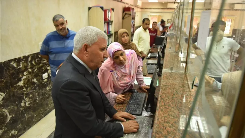 محافظ مطروح يفاجئ المركز التكنولوجى لخدمة المواطنين