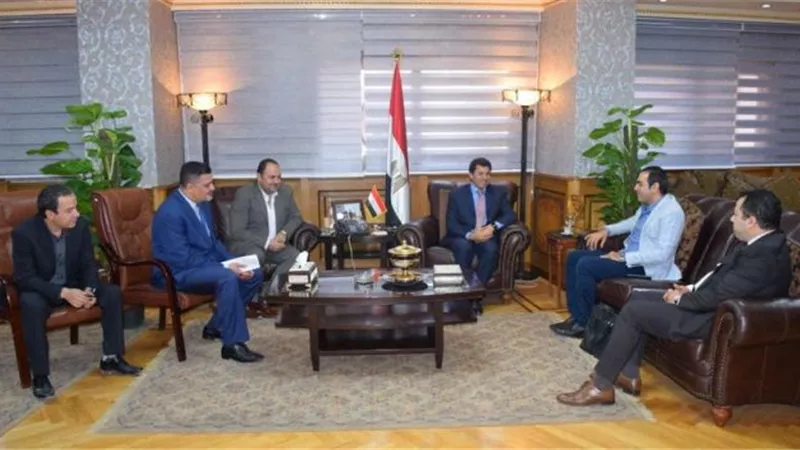 وزير الرياضة يبحث مع وكيل لجنة الشباب بالبرلمان اخر مستجدات تطوير استاد النادي المصري