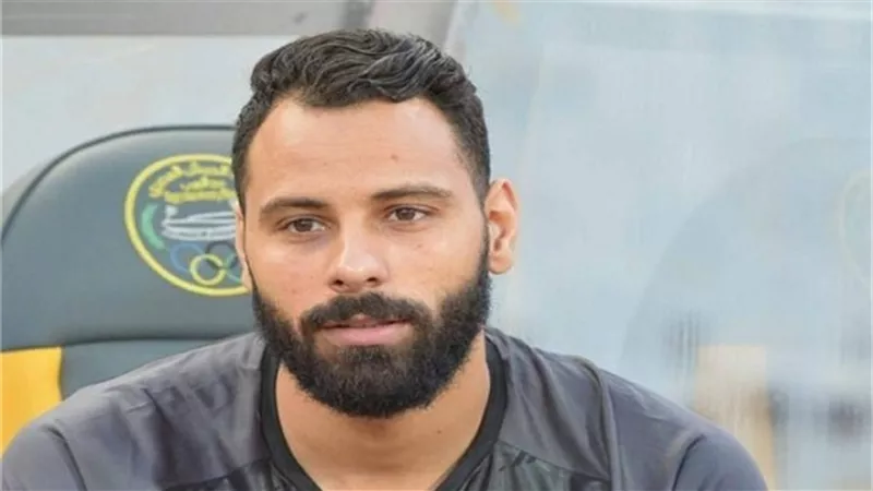 بالفيديو.. محمود جنش يؤازر زملائه امام المقاصة