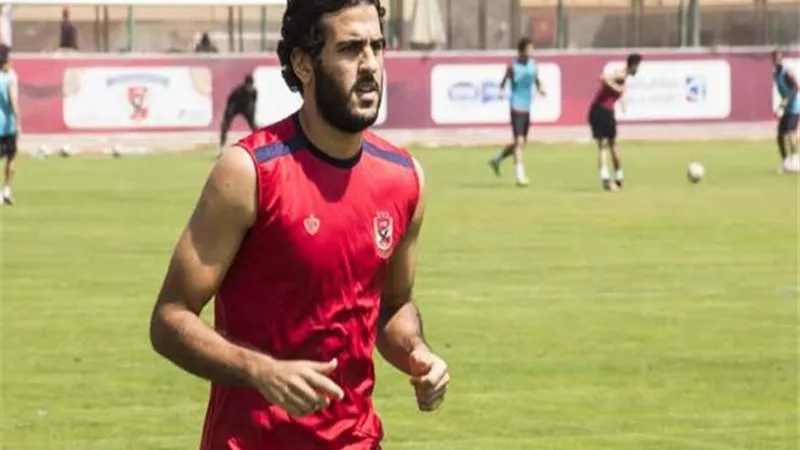 مروان محسن يشارك في جزء من مران الأهلي