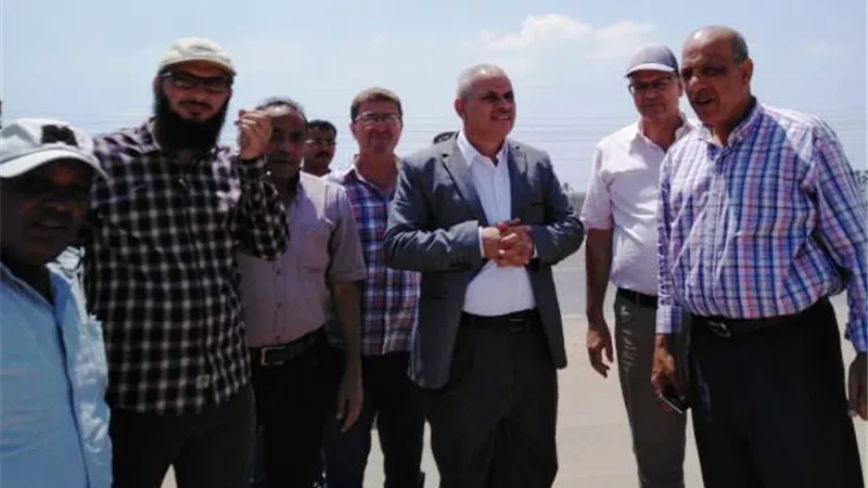 بهجات و رجب يتفقدان كورنيش المنصورة الجديدة بطول 1400متر بالصور