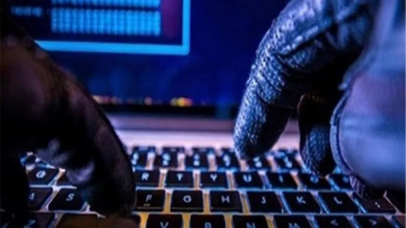 إغلاق 270 صفحة تواصل اجتماعي وضبط 262 متهماً في 3 أسابيع