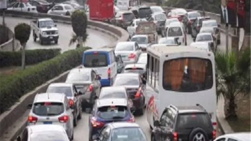 كثافات مرورية بكوبري الحوامدية بسبب حادث مرورى