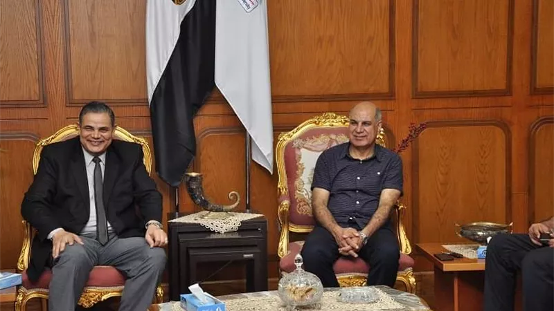 بيت العائلة المصرية يهنئ رئيس جامعة كفر الشيخ الجديد