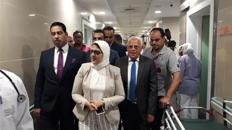 وزيرة الصحة تتابع سير العمل بمستشفى السلام ببورسعيد