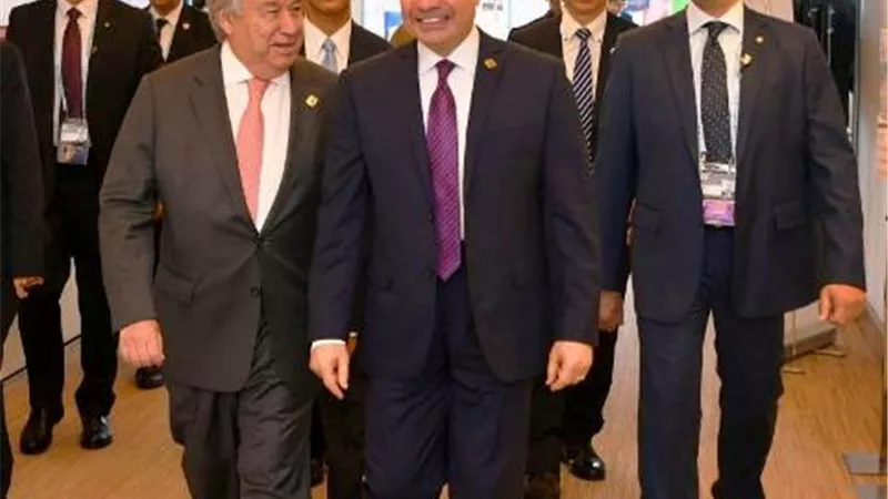 الرئيس السيسي يلتقي رئيس اوغندا وسكرتير الامم المتحدة ووزير الاقتصاد والتجارة الياباني.. صور وفيديو