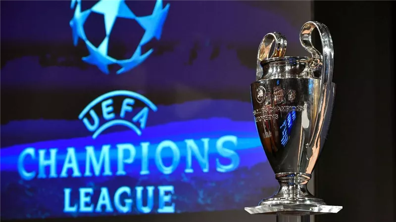 بث مباشر.. قرعة مجموعات دوري أبطال أوروبا.. واختيار أفضل لاعبي القارة