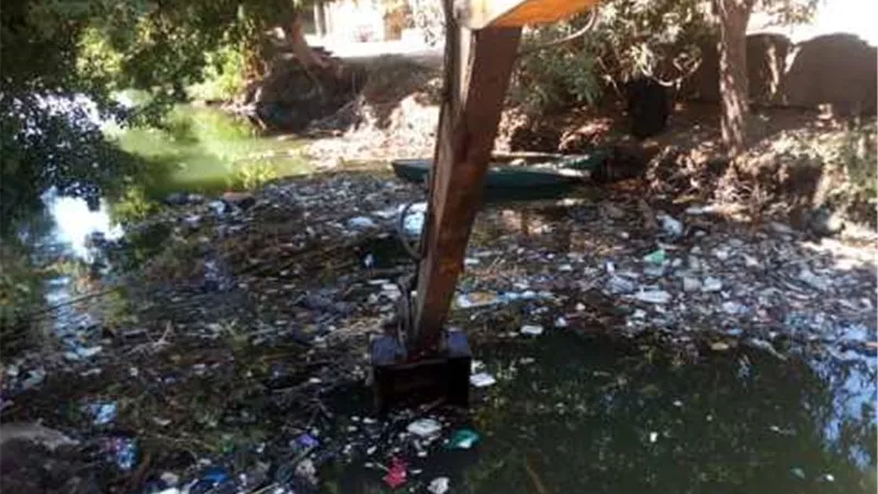 الرى تطلق اكبر حملة لتطهير ترع جنوب الأقصر ..صور