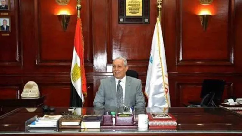 إحالة أطباء وممرضين للتحقيق لتغيبهم عن العمل في الأقصر