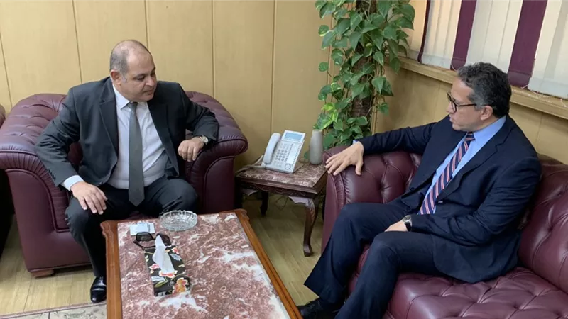 محافظ الغربية يستقبل وزير الاثار بالديوان العام فى زيارة له للاماكن الأثرية بالمحافظة