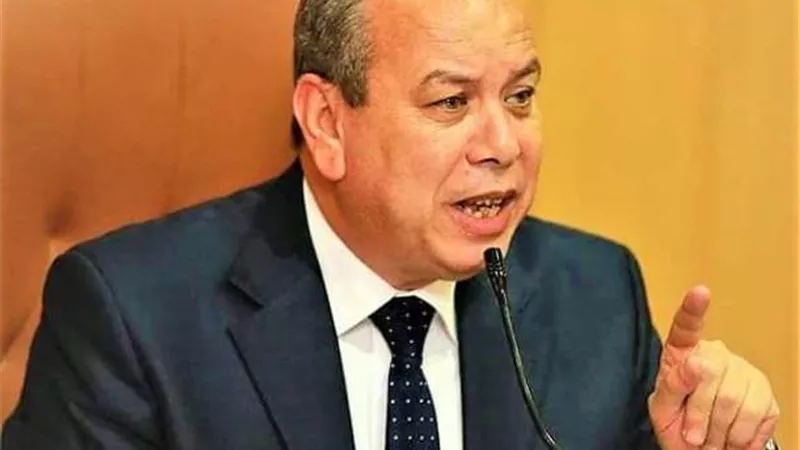 محافظ كفرالشيخ يحيل 22 طبيباً وموظفاً بمستشفى الحامول المركزي للتحقيق