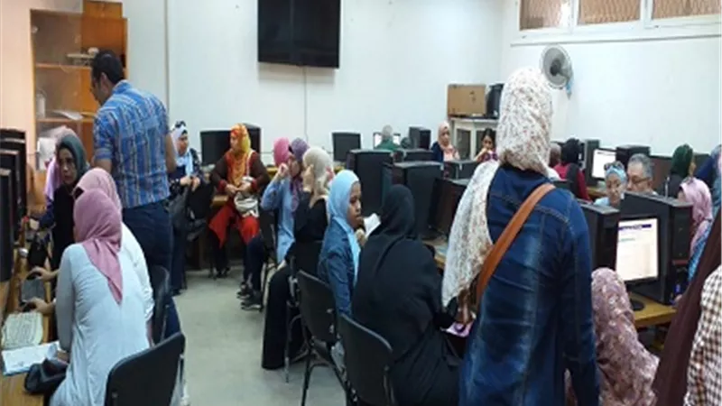 500 طالب سجلوا رغباتهم بمعامل عين شمس في اولى ايام تنسيق الدور الثاني