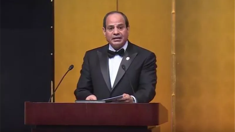 إمبراطور اليابان يستقبل الرئيس السيسى بالقصر فى طوكيو.. فيديو