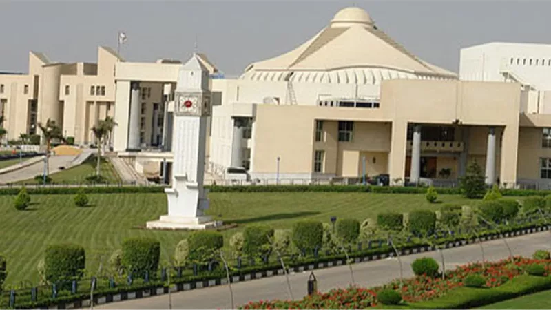 جامعة مصر للعلوم والتكنولوجيا تبدأ استخدام أكبر منظومة رقمية فى العالم