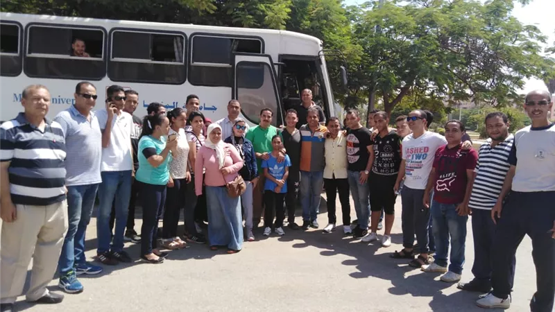 50 طالبا من جامعة المنيا يشاركون فى اسبوع بنكمل بعض