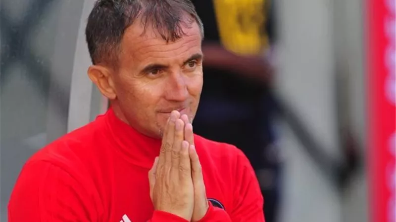 لاعبو الزمالك يحتفلون بعيد ميلاد ميتشو بعد التأهل لنهائي كأس مصر