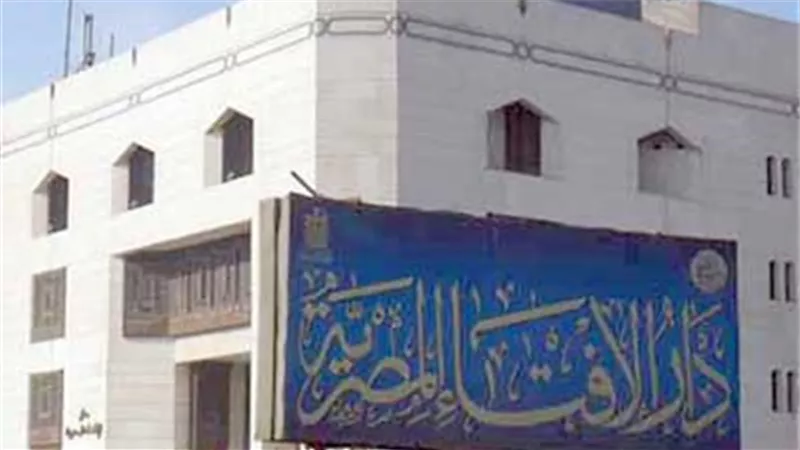 هل يجوز أن أهب ثواب قراءة القرآن الكريم للأحياء؟