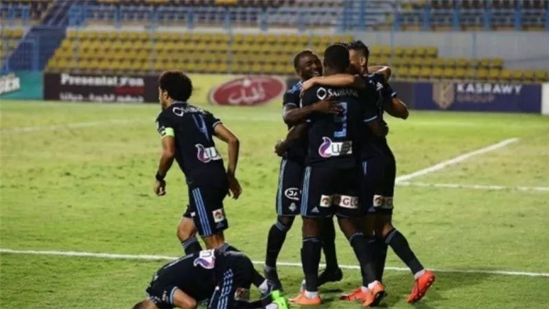 بالفيديو.. بيراميدز يتخطى بتروجيت ويواجه الزمالك في نهائي كأس مصر