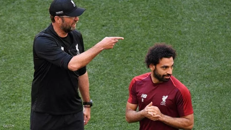 كلوب يحسم الجدل بين صلاح ومانى فى مباراة بيرنلي