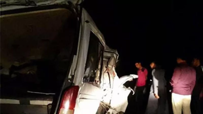إصابة ٦ فى تصادم نقل بمكروباص ببنى سويف
