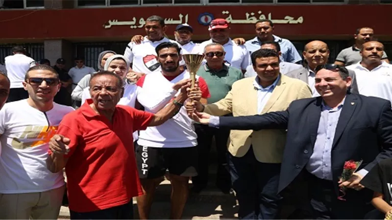 شعلة دوري الشركات تصل الي محافظة السويس