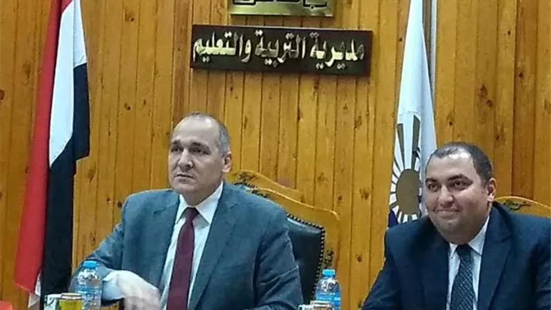 تفعيل المواقع الإلكترونية للإدارات التعليمية بالقاهرة
