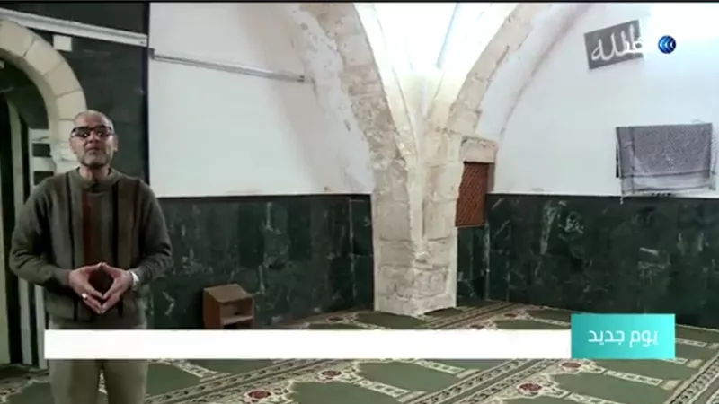 شاهد .. مسجد القيمري في فلسطين تحفة إسلامية