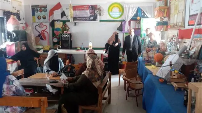 مدير تعليم الإسماعيلية يشدد على تجهيزات العام الجديد ..صور