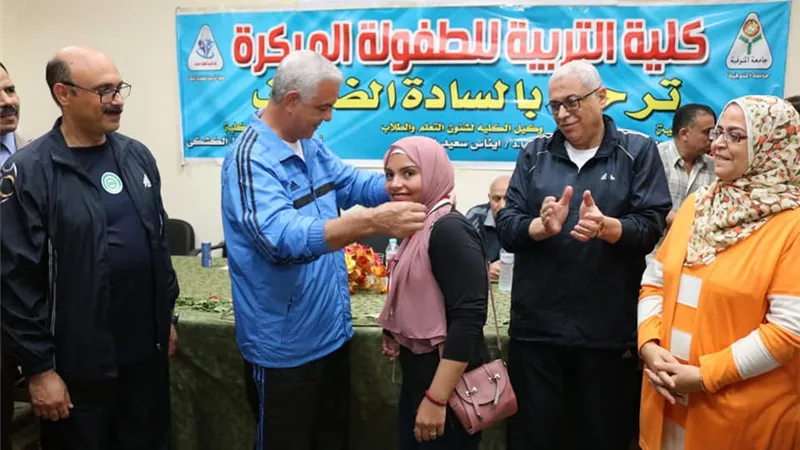 فوز جامعة جنوب الوادي بمسابقة الطالب المثالى والمنيا ( الأبحاث العلمية ) و حلوان ( الشطرنج بنات ).. صـــور