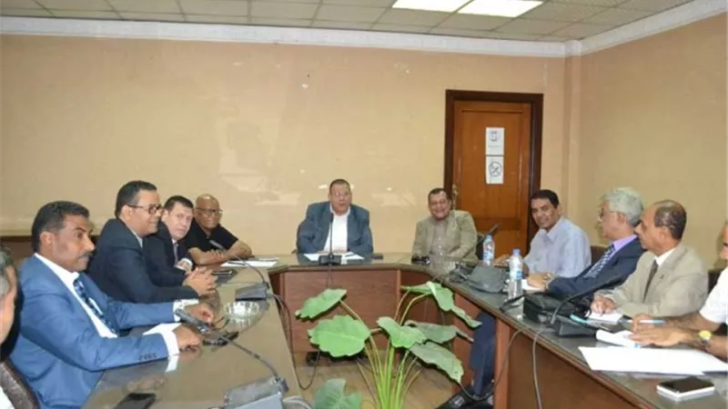 ندوات توعية بالتشريعات تنظمها سكرتارية الإعلام بنقابات عمال مصر