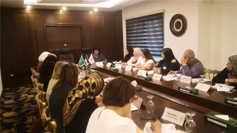 الأردن.. المرأة العربية تناقش تفكيك الصور النمطية في تنشئة الأطفال