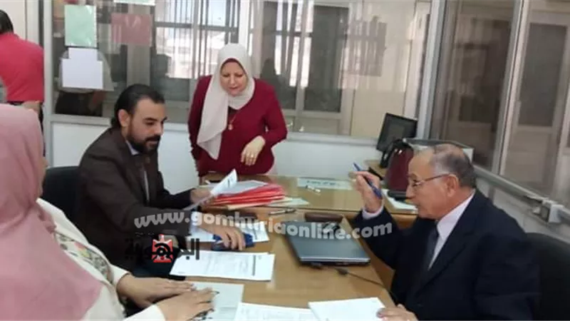 رئيس جامعة الزقازيق تهنئ مركز إدارة الجودة بمناسبة تجديد حصوله علي شهادة الأيزو