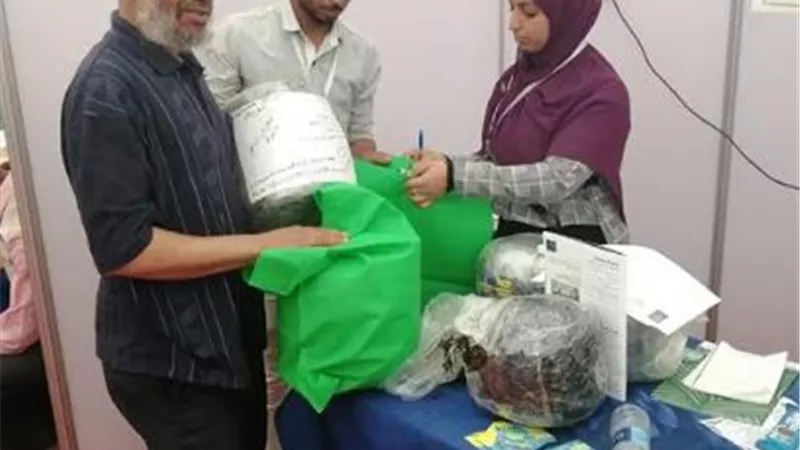 أول طالبة جامعية في صعيد مصر تنجح في تصنيع السيلاج والعلائق الحيوانية