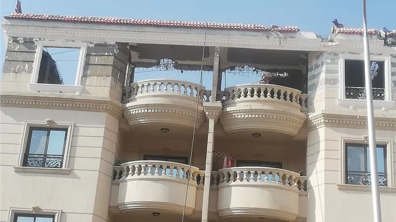 رئيس جهاز الشروق يعلن الحرب على المباني المخالفه.. صور