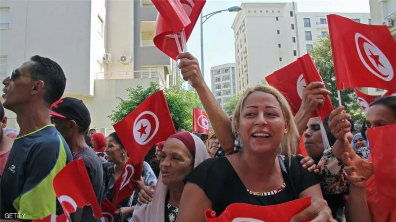 تونس.. بدء المناظرات التلفزيونية بين مرشحي الرئاسة
