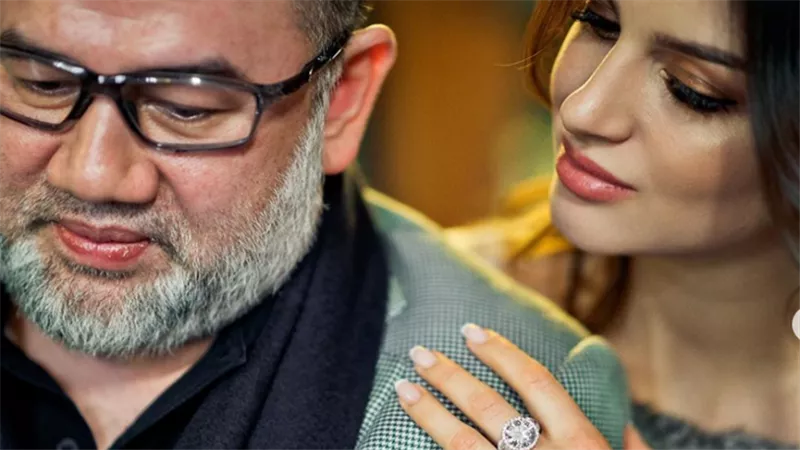 القصر الملكي في ماليزيا يصدر بيانا بشأن طلاق السلطان محمد