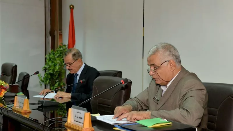 محافظ أسيوط يعلن توفير فرص عمل للشباب