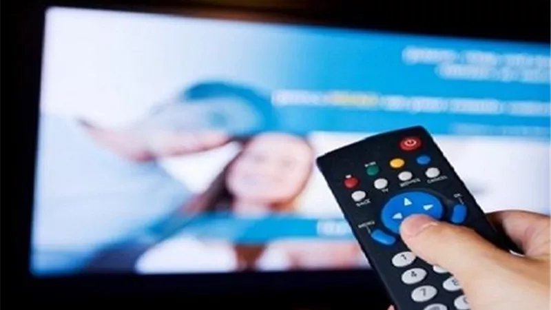 مشاهدة التلفاز فترات طويلة يعرضك للموت المبكر