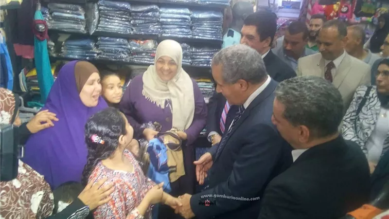 وزير التموين ومحافظ القليوبية يفتتحان معرض 