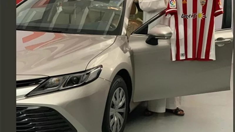 مفاجأة .. سامى يفوز بجائزة تركى آل الشيخ سيارة 