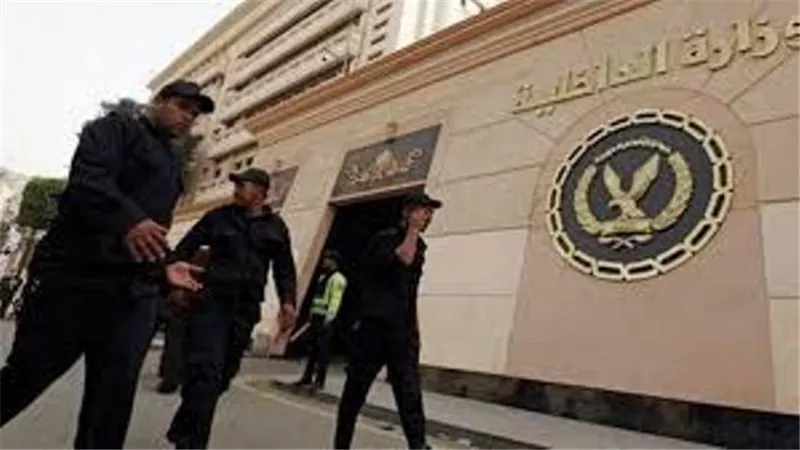 مباحث السلام تضبط أخطر مزور لتراخيص السيارات